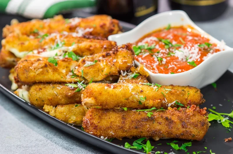 Homemade Mozzarella Sticks with Marinara Sauce Recipe